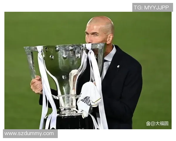 足球明星阵容中是否有卢卡的身影与影响力分析